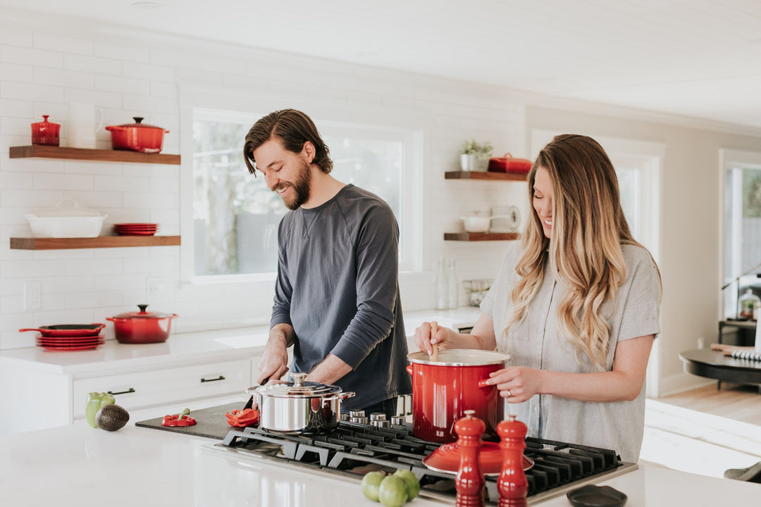 7 THING TO-DO THIS VALENTINE’S DAY FOR A STAY-AT-HOME DATE