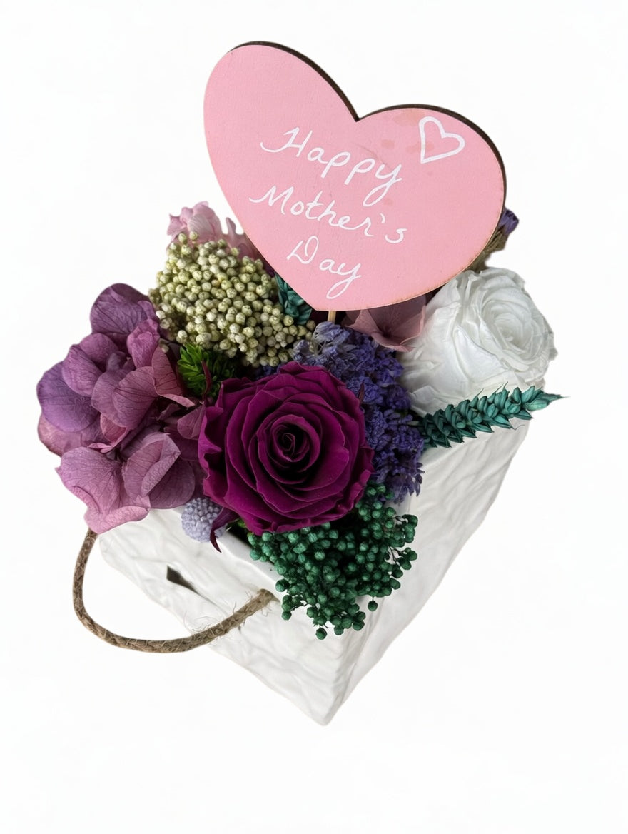 Preserved floral arrangement named Maya by Esor Atelier with vibrant, long-lasting preserved flowers in a stylish display
