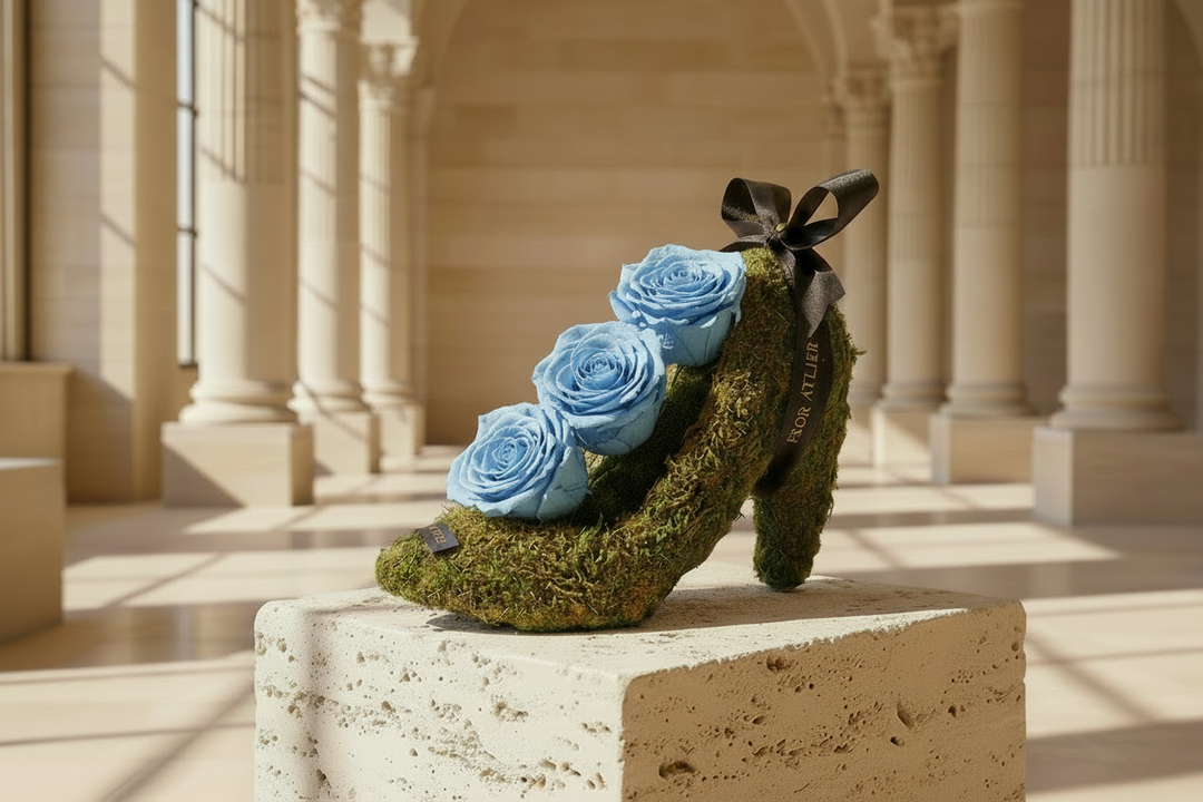 Eternal rose named Emma by Esor Atelier, displayed in a close-up image highlighting its delicate petals and elegant design.