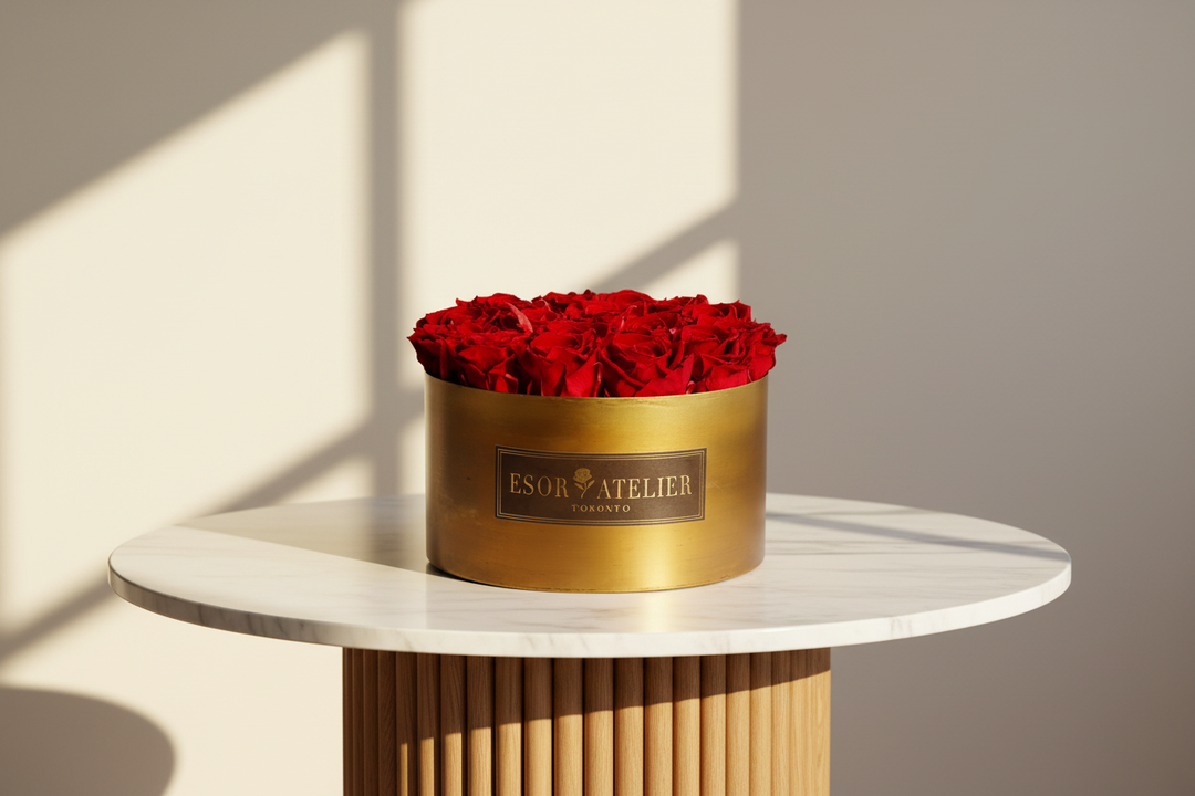 Eternal rose from Vogue by ESOR ATELIER, featuring a preserved, long-lasting rose with elegant packaging and detailed craftsmanship.