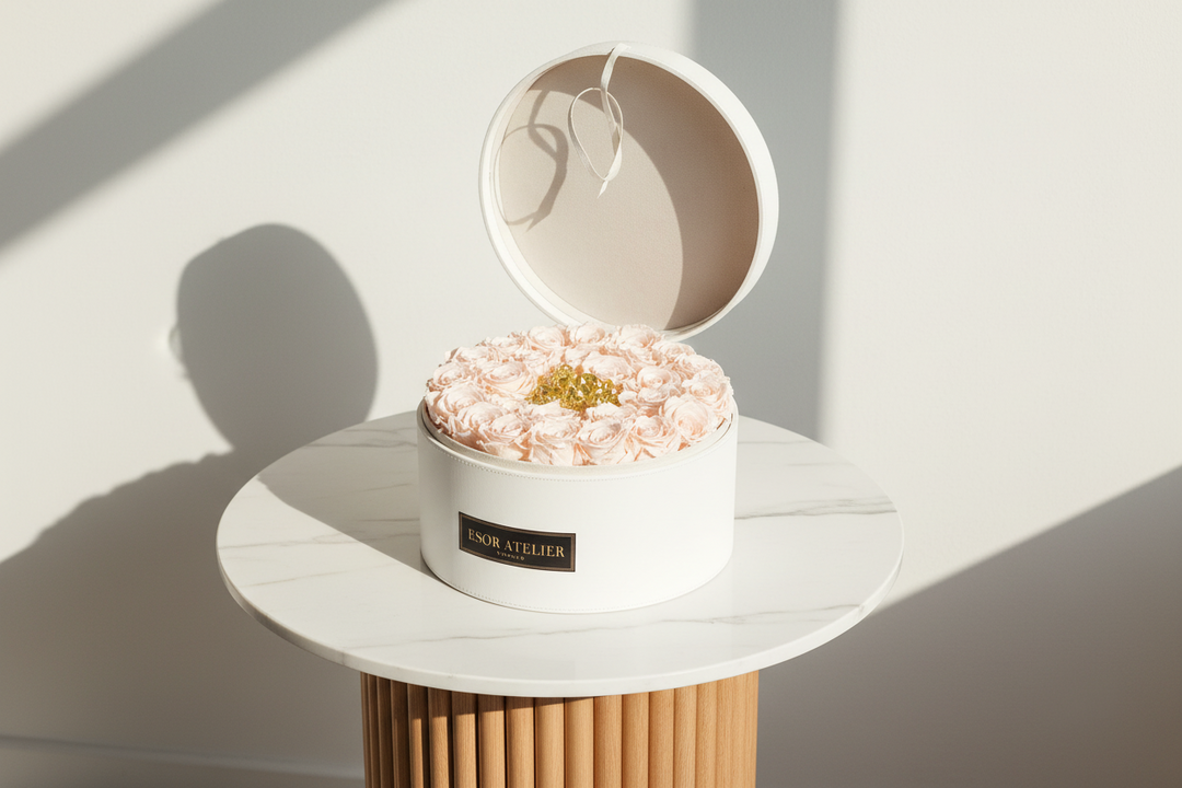 Eternal rose named Estelle by Esor Atelier, showcasing a preserved, long-lasting flower in a delicate, natural setting.