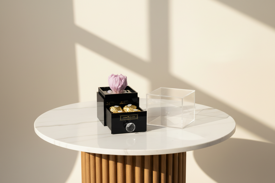 Elegant Violette jewelry piece by Esor Atelier featuring intricate design and delicate craftsmanship.