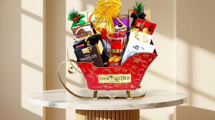 Minimalist image of Rudolph eternal rose gift basket by Esor Atelier, featuring a preserved red rose in a stylish presentation.