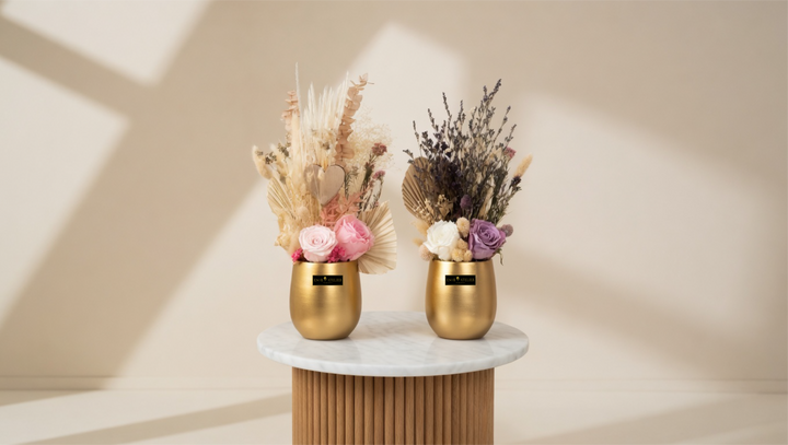 Elegant preserved floral arrangement by Esor Atelier featuring a mix of dried and preserved flowers in a stylish display.